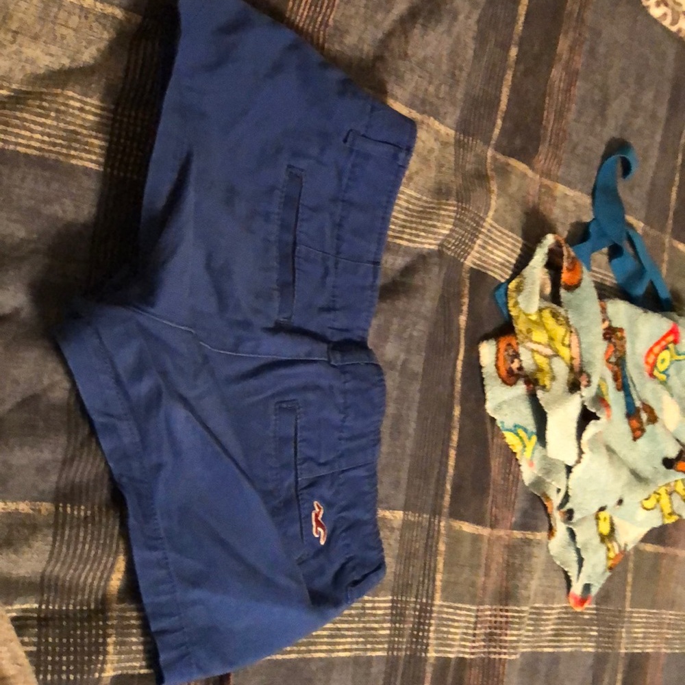 Shorts - Picture 2 of 2